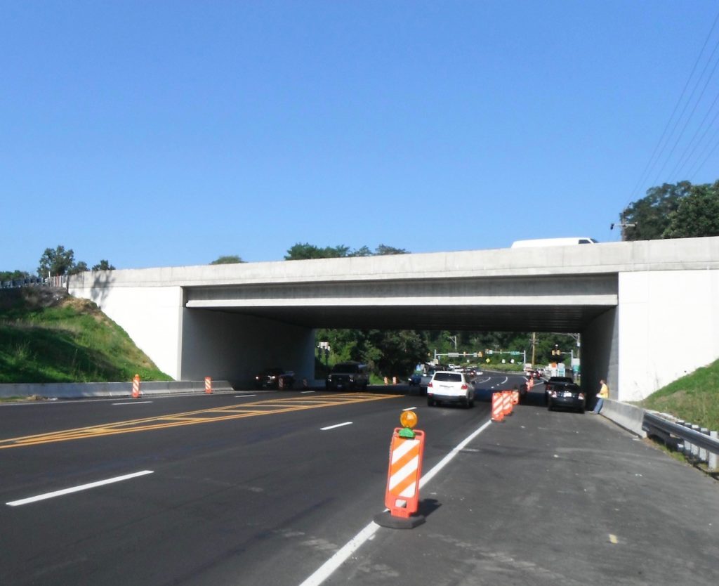 Maple Avenue Bridge before section LHB reconstruction.